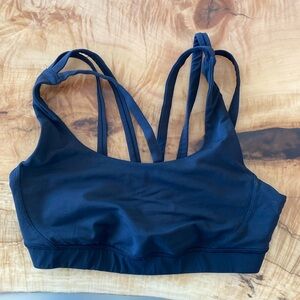 Lululemon size 6 black sports bra